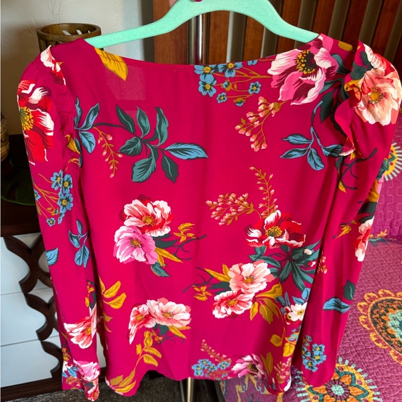 Loft Blouse - beautiful floral - Picture 4 of 5